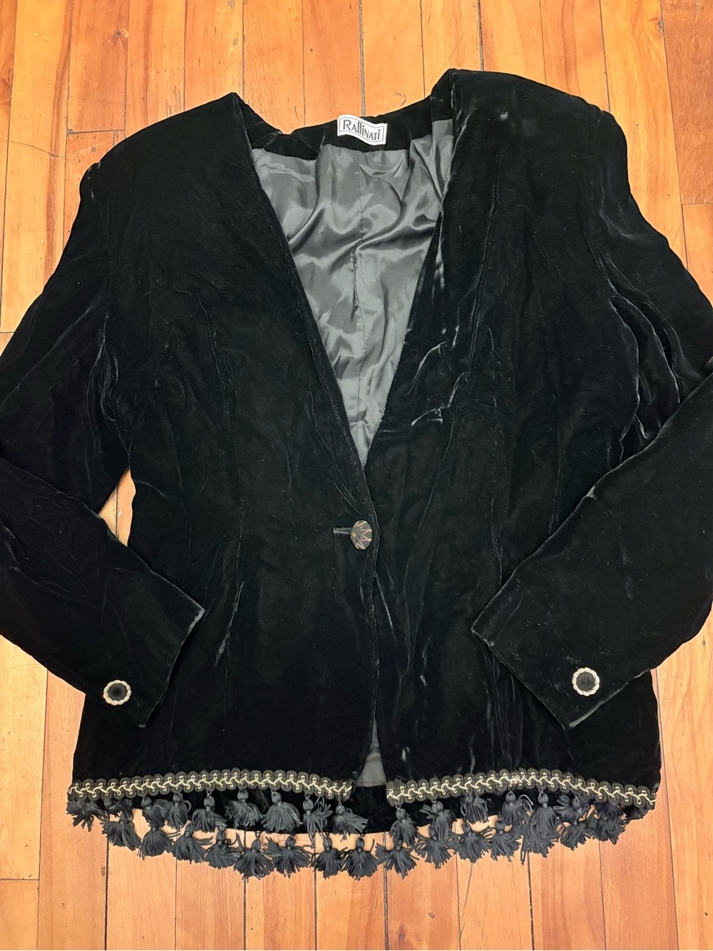 Vintage Raffinati Black Velvet Fully Lined Tassel-Trim Blazer - Size 10